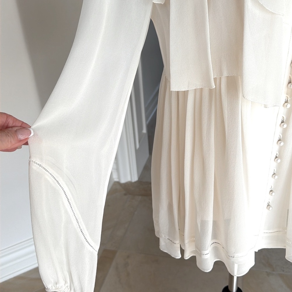 Off-white cream colored ruffle blouse - Picture 3 of 7